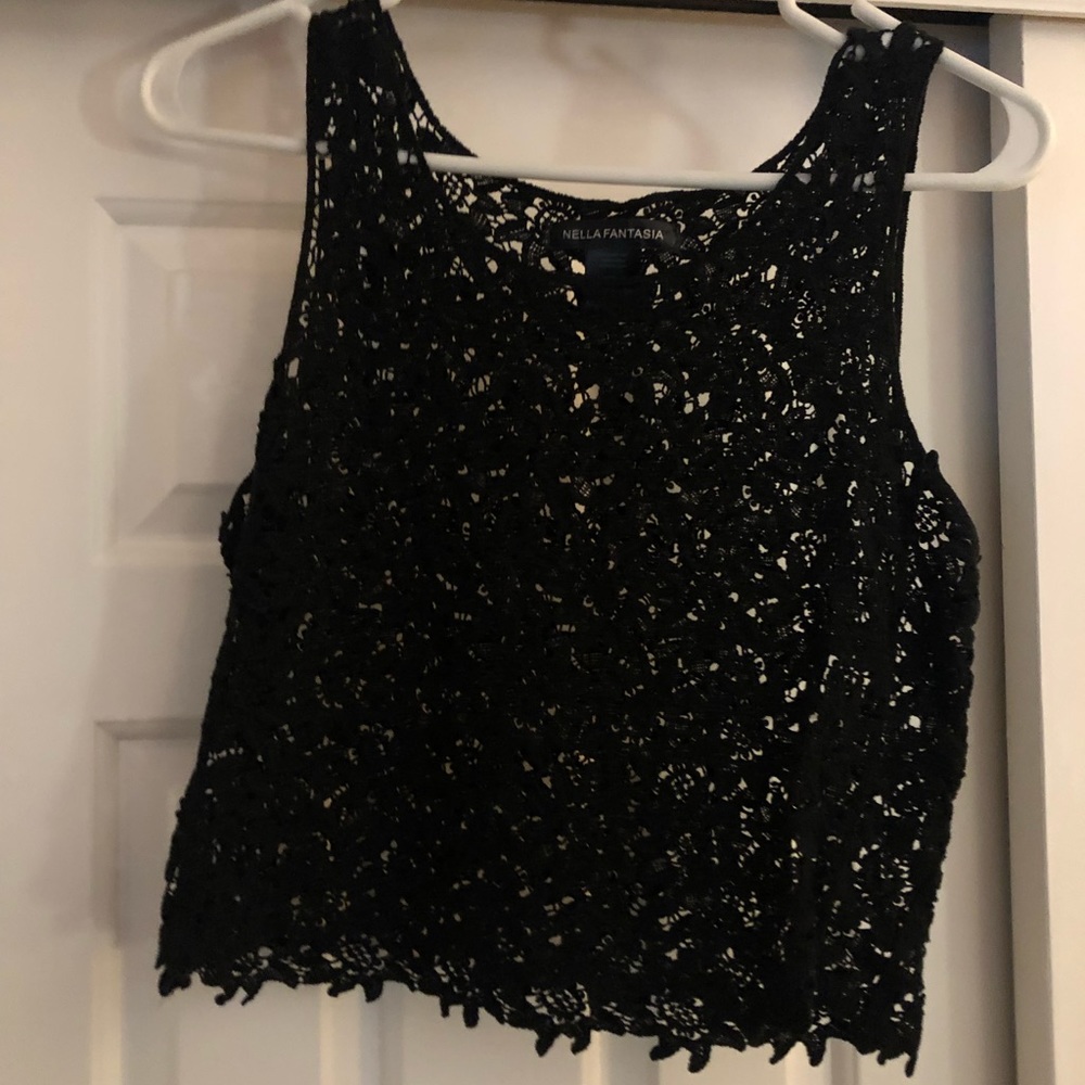 Floral crocheted cropped tank